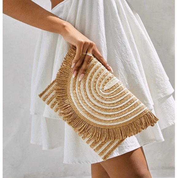 Handbags - Clutch Fringe Trim Flap Straw Bag